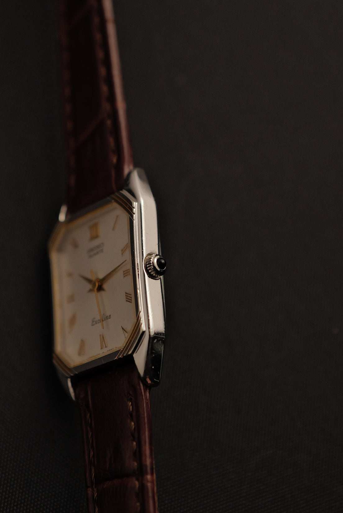 Seiko Exceline "Art-Deco case" Tank Circa. 1982