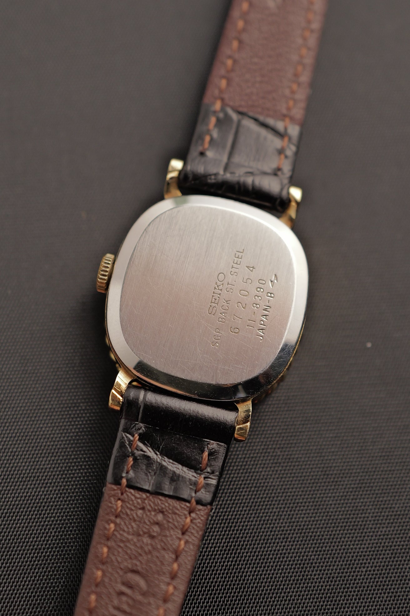 Seiko Socie Art-Deco "Onyx ribbon" Circa.1976