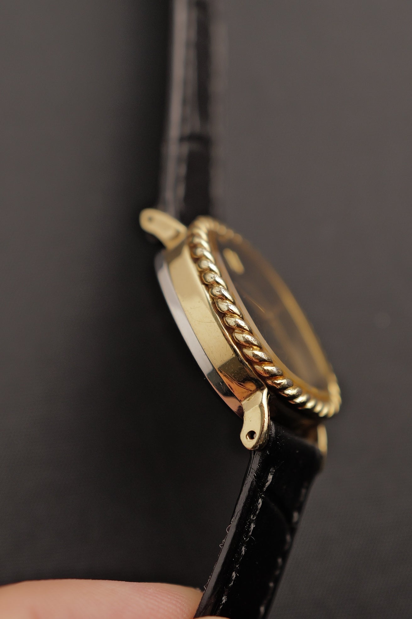 Seiko Socie Art-Deco "Onyx ribbon" Circa.1976