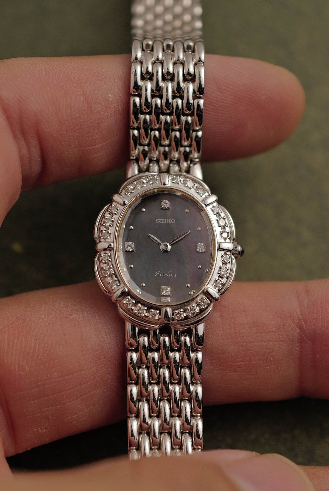 Seiko Exceline "Diamond petals" Mother of pearl circa. 1990