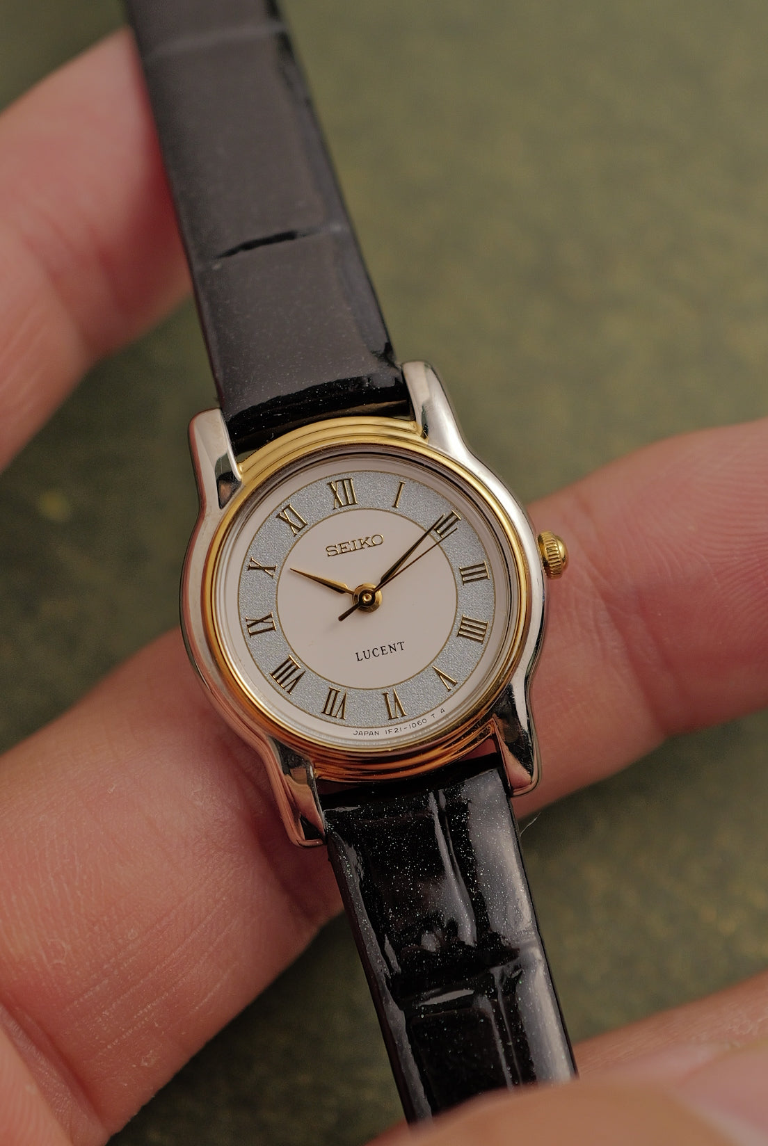 Seiko Lucent mini sector dial Circa. 1996