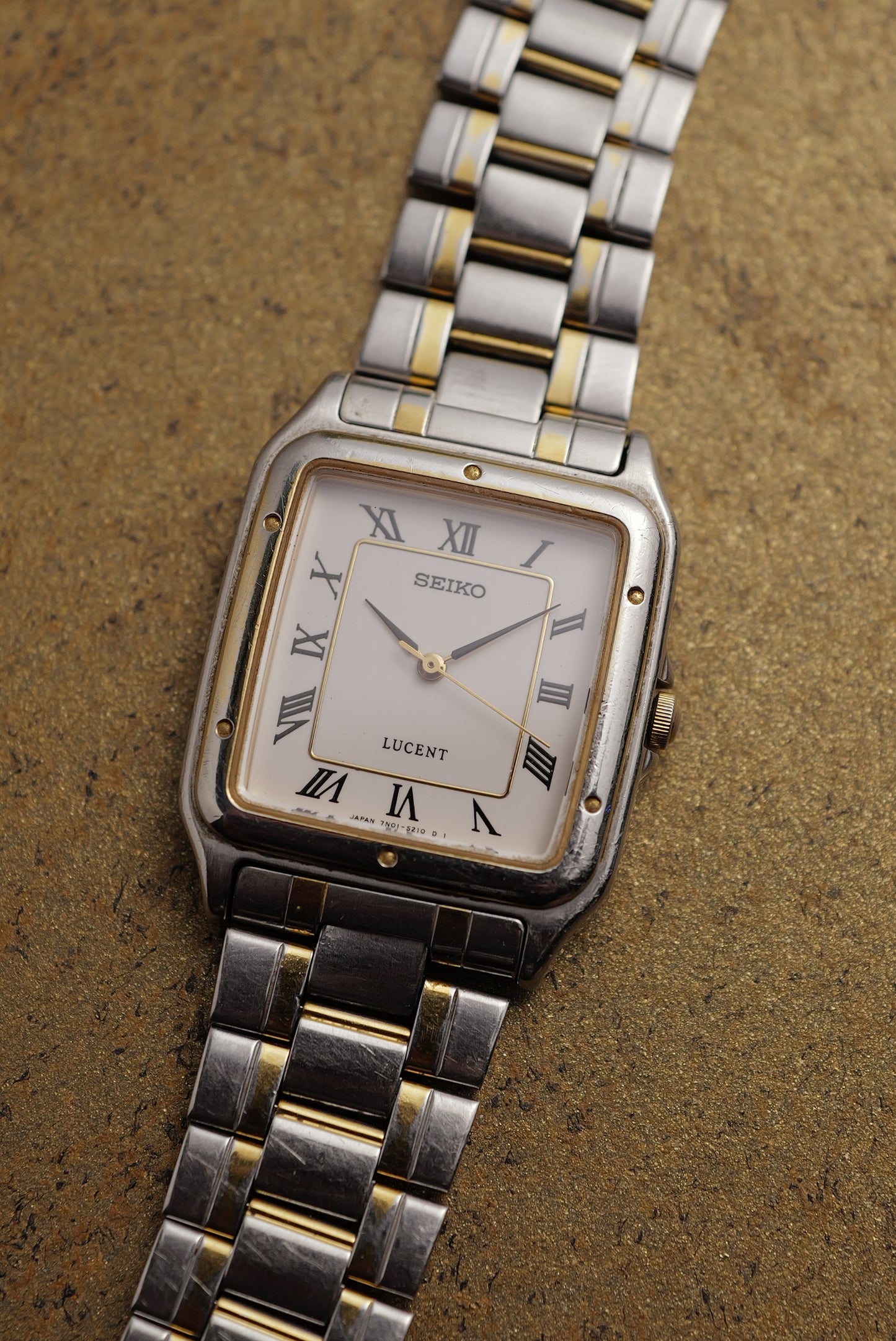 Seiko Lucent "Santos" 7N01-5190 Circa. 1994 w/ original bracelet