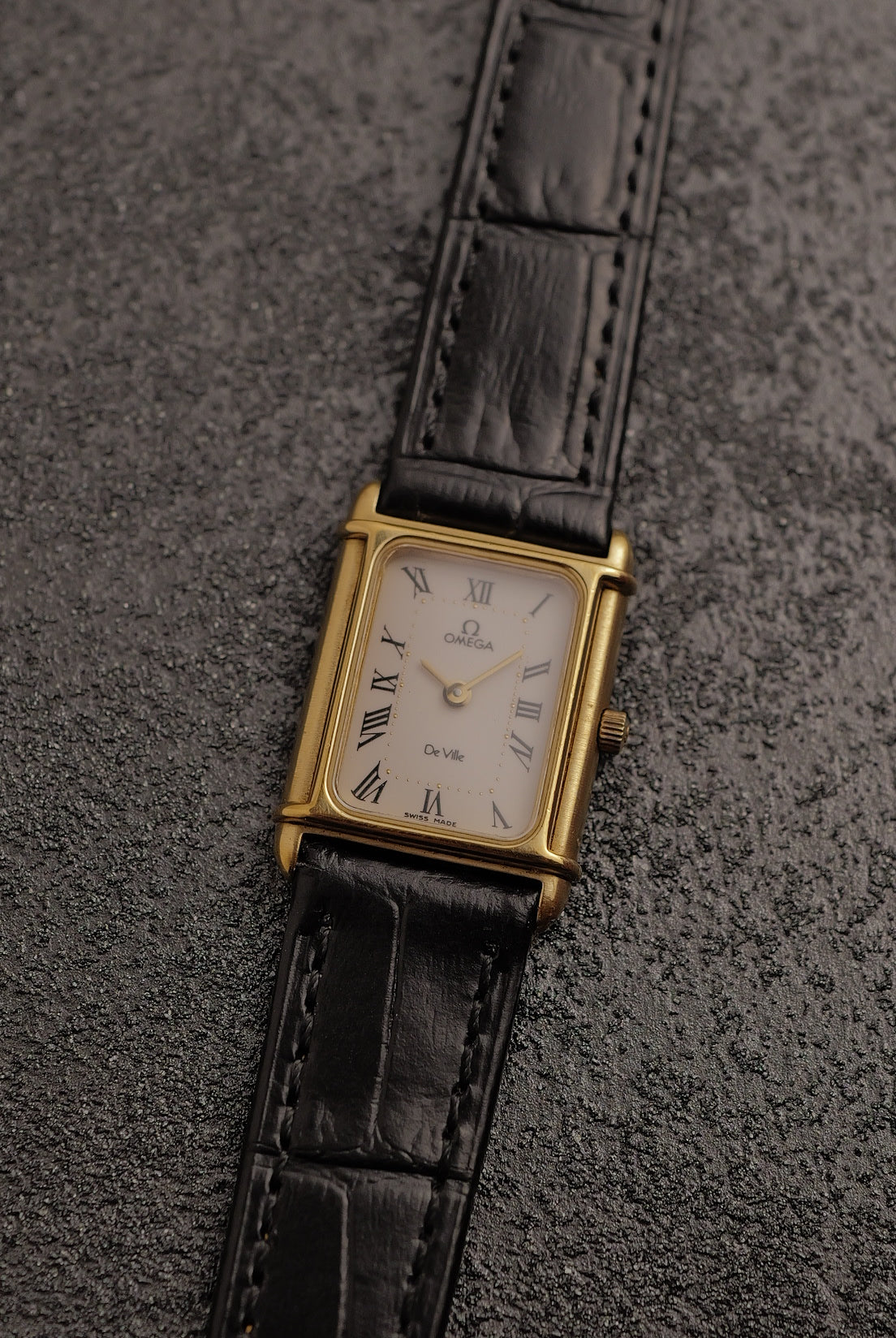 Ladies OMEGA Tank De Ville Cal.1450 Quartz