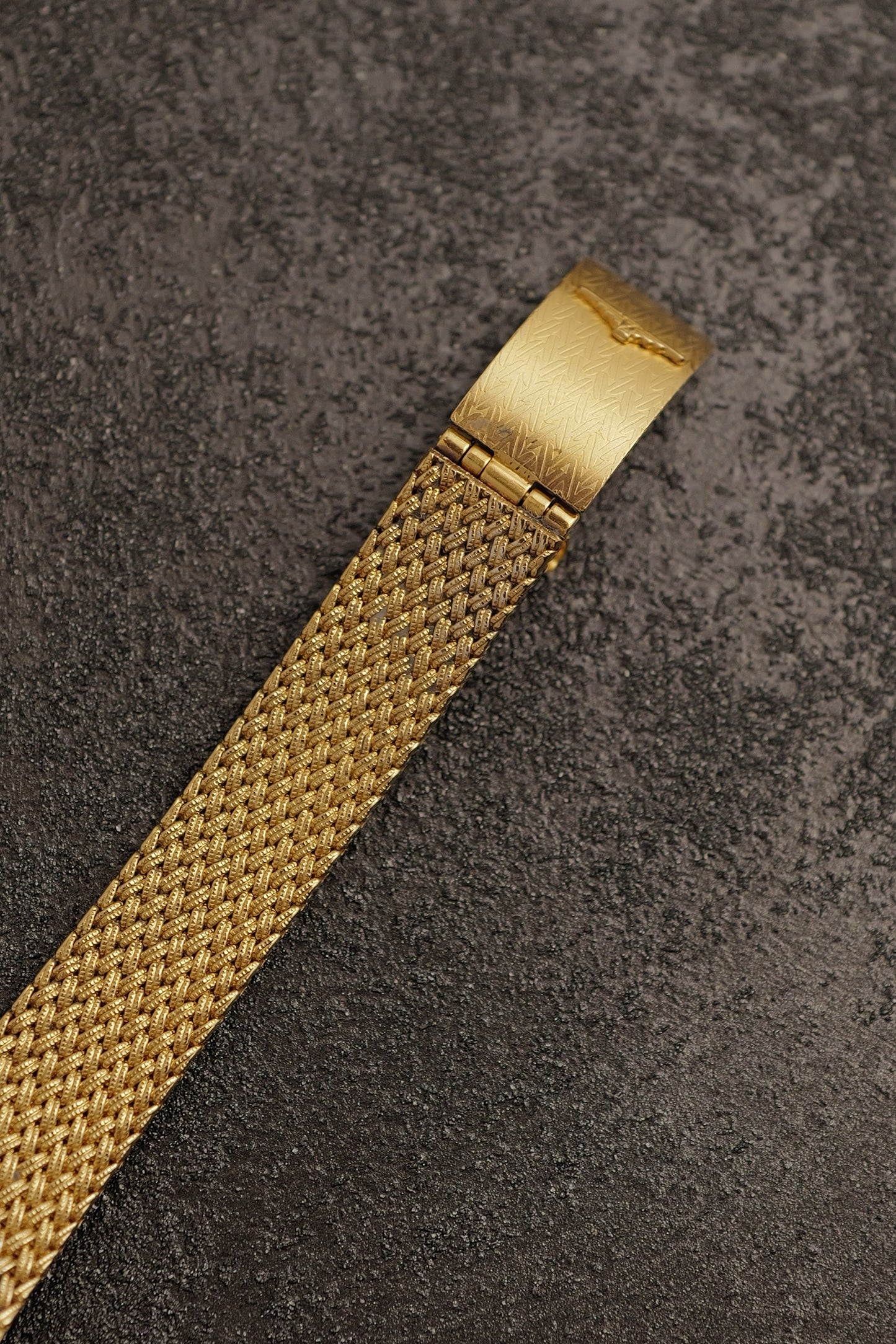 Ladies Longines Quartz Golden Weave Circa. 1990
