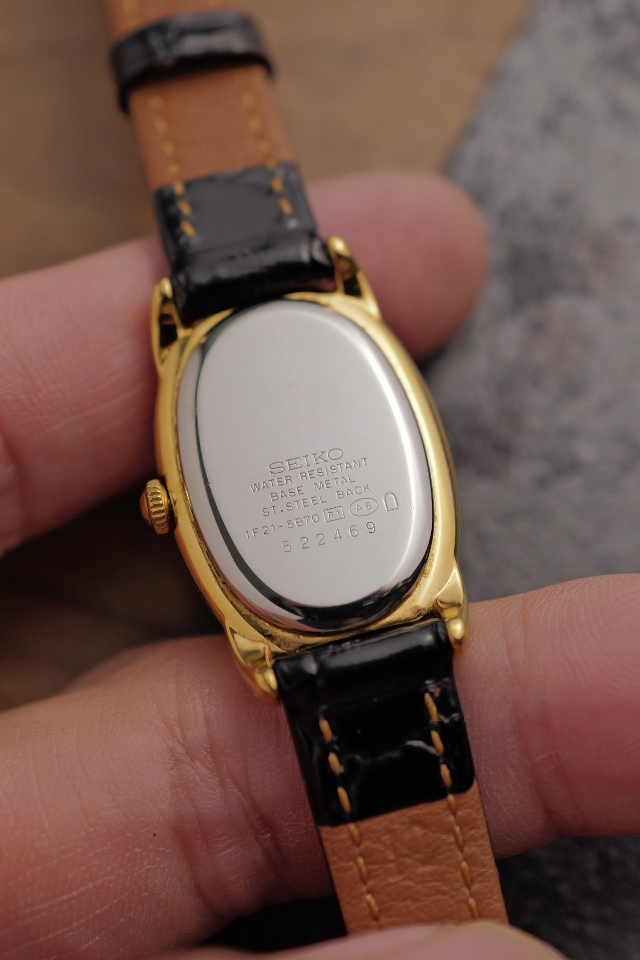 Seiko Ladies "Baignoire" Gold Circa. 1995