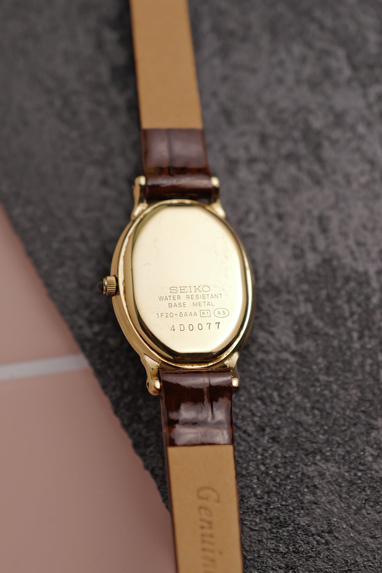 Seiko Exceline Mother of Pearl with beaded bezel Circa. 1992