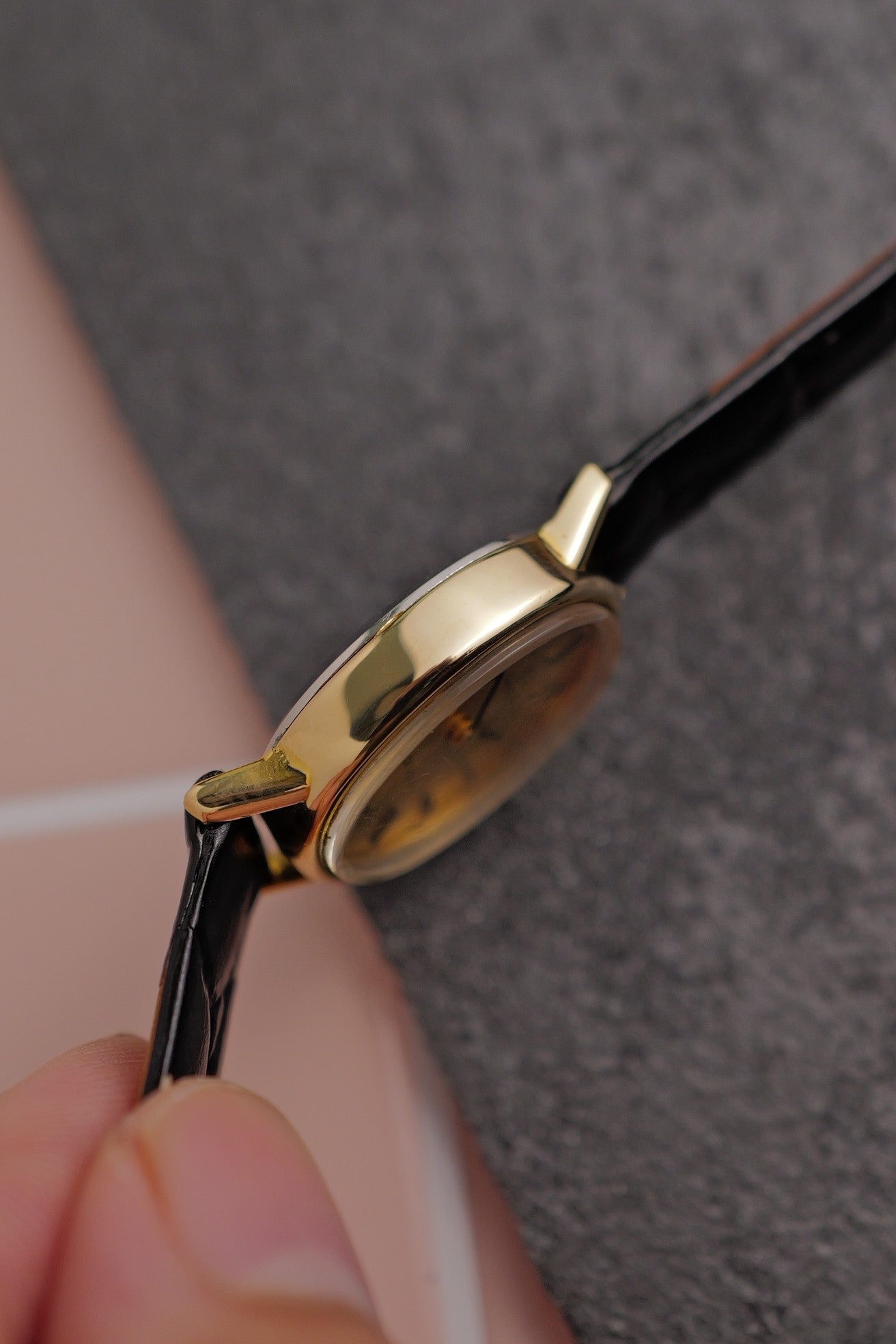 Ladies' Omega Mini Ellipse De-ville ref 511.0553 with original buckle