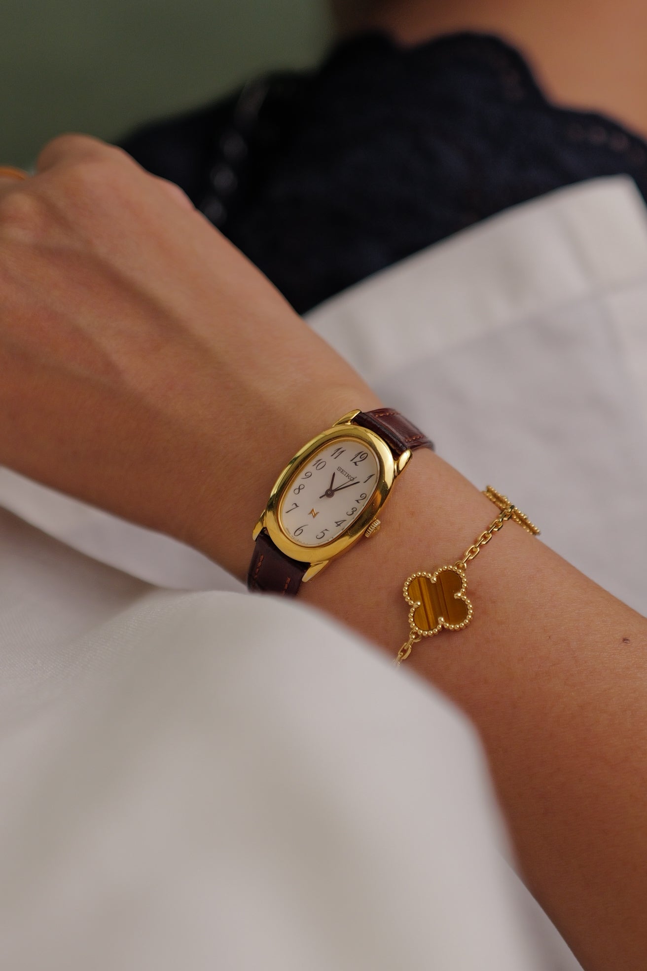 Seiko Ladies "Baignoire" Gold Circa. 1995