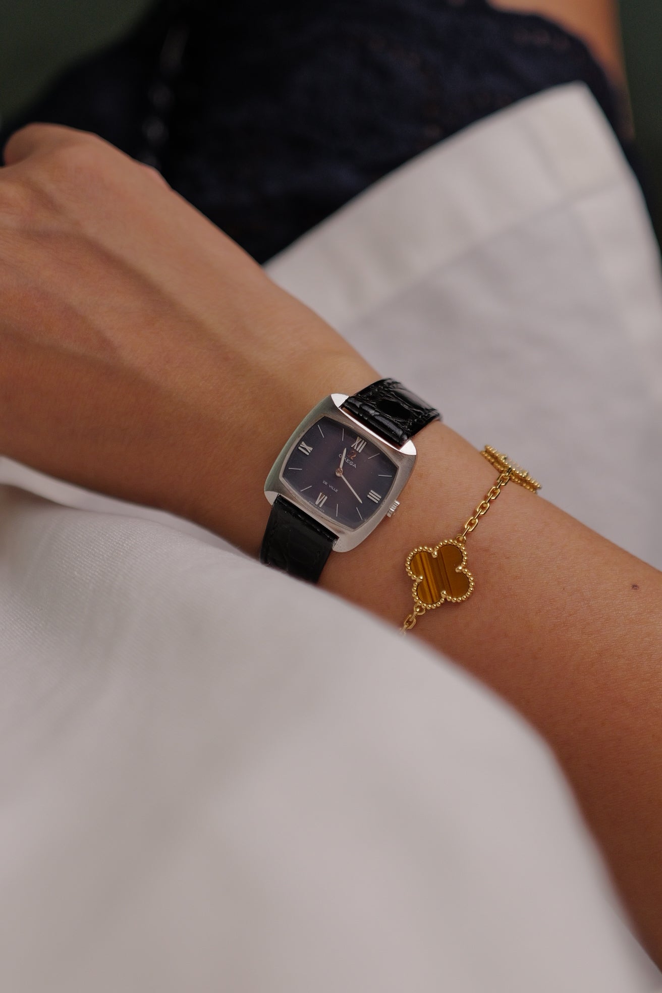 Omega De-ville "Cushion' Linen Dial Circa. 1970s