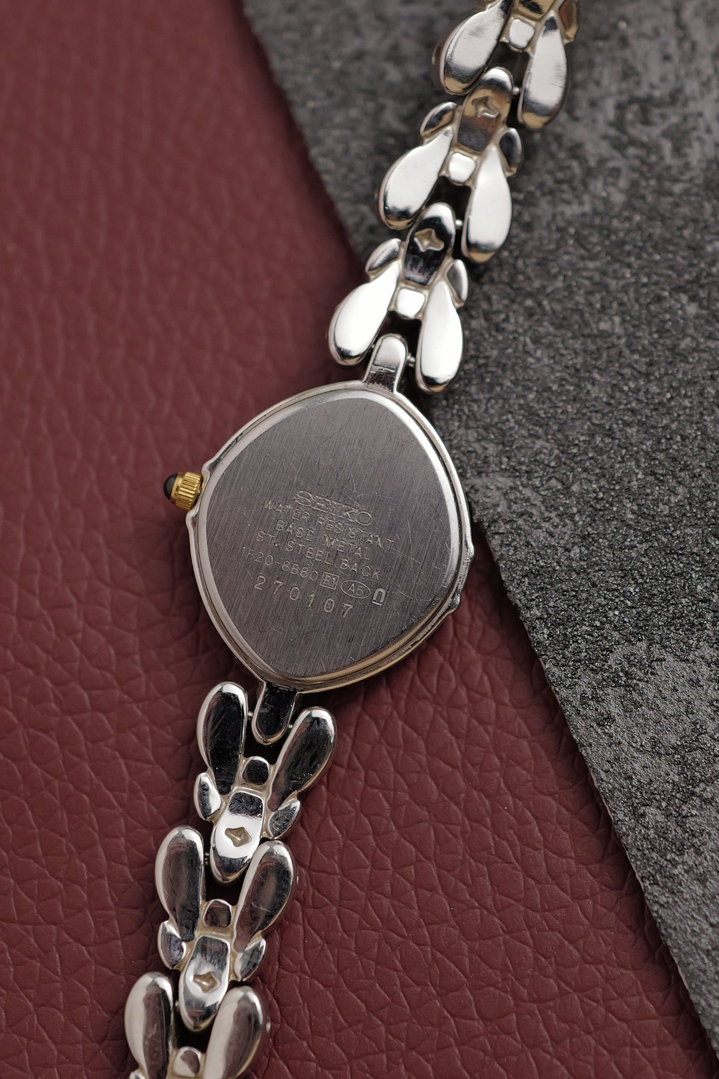Seiko Exceline Mother of Pearl dial Tear-drop Bracelet Circa. 1992