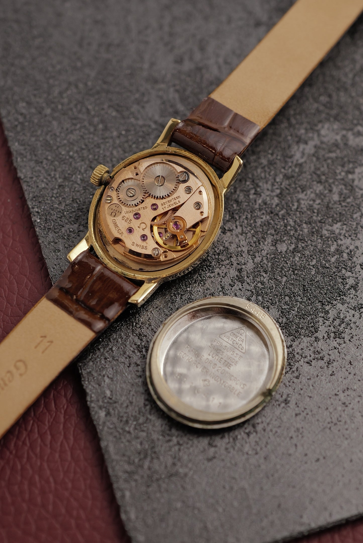 Omega De-ville Oval Cal.625 Circa. 1970s