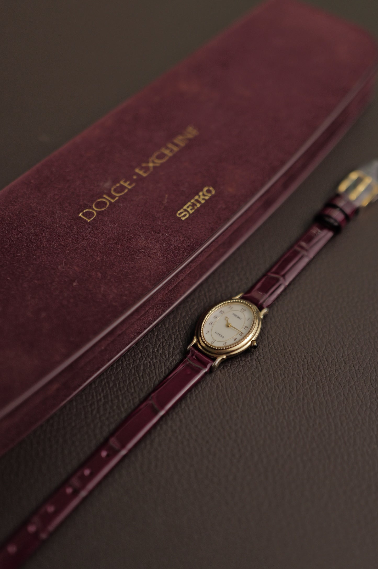 Seiko Exceline Mother of Pearl with beaded bezel w/ original boxCirca. 1992