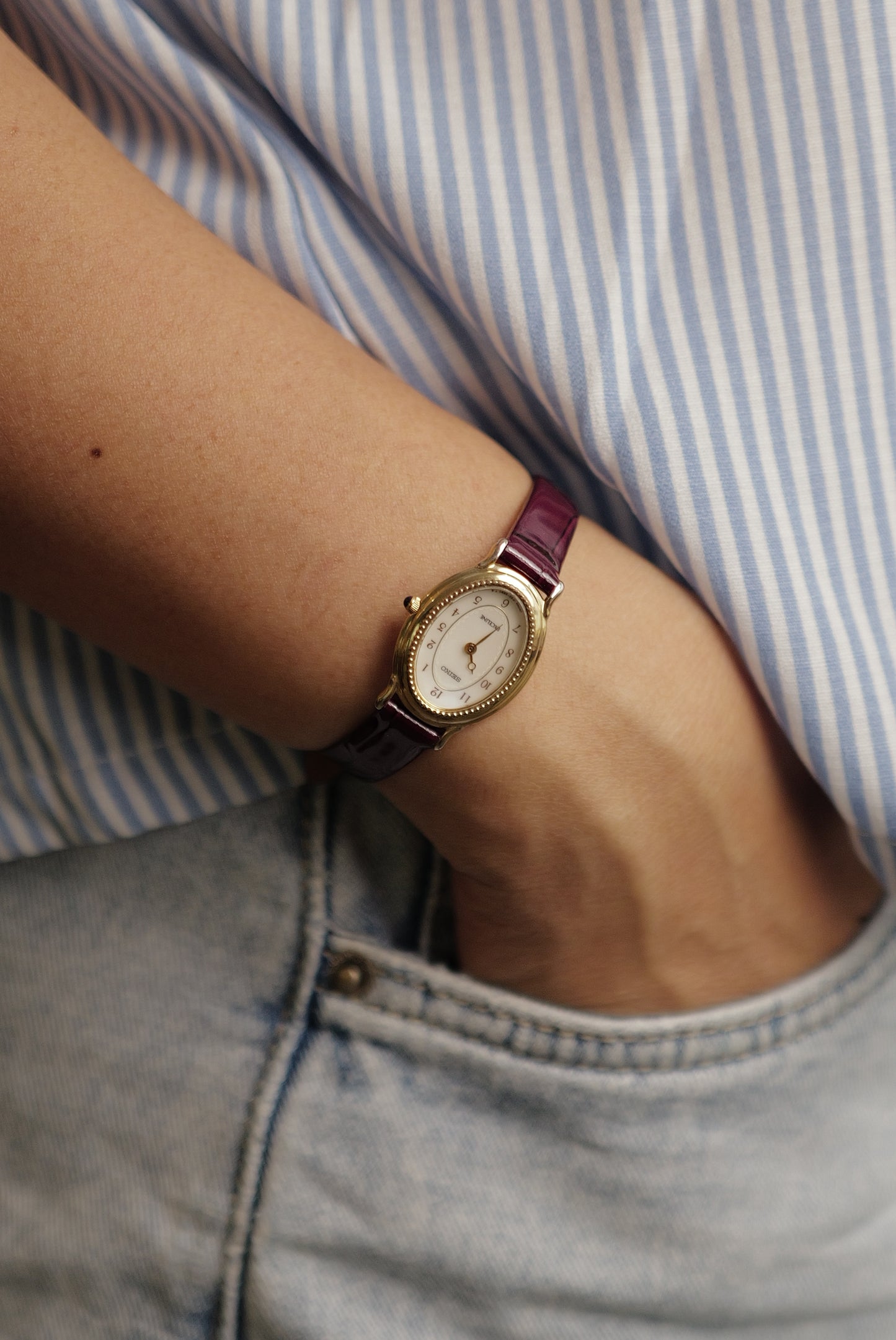 Seiko Exceline Mother of Pearl with beaded bezel w/ original boxCirca. 1992