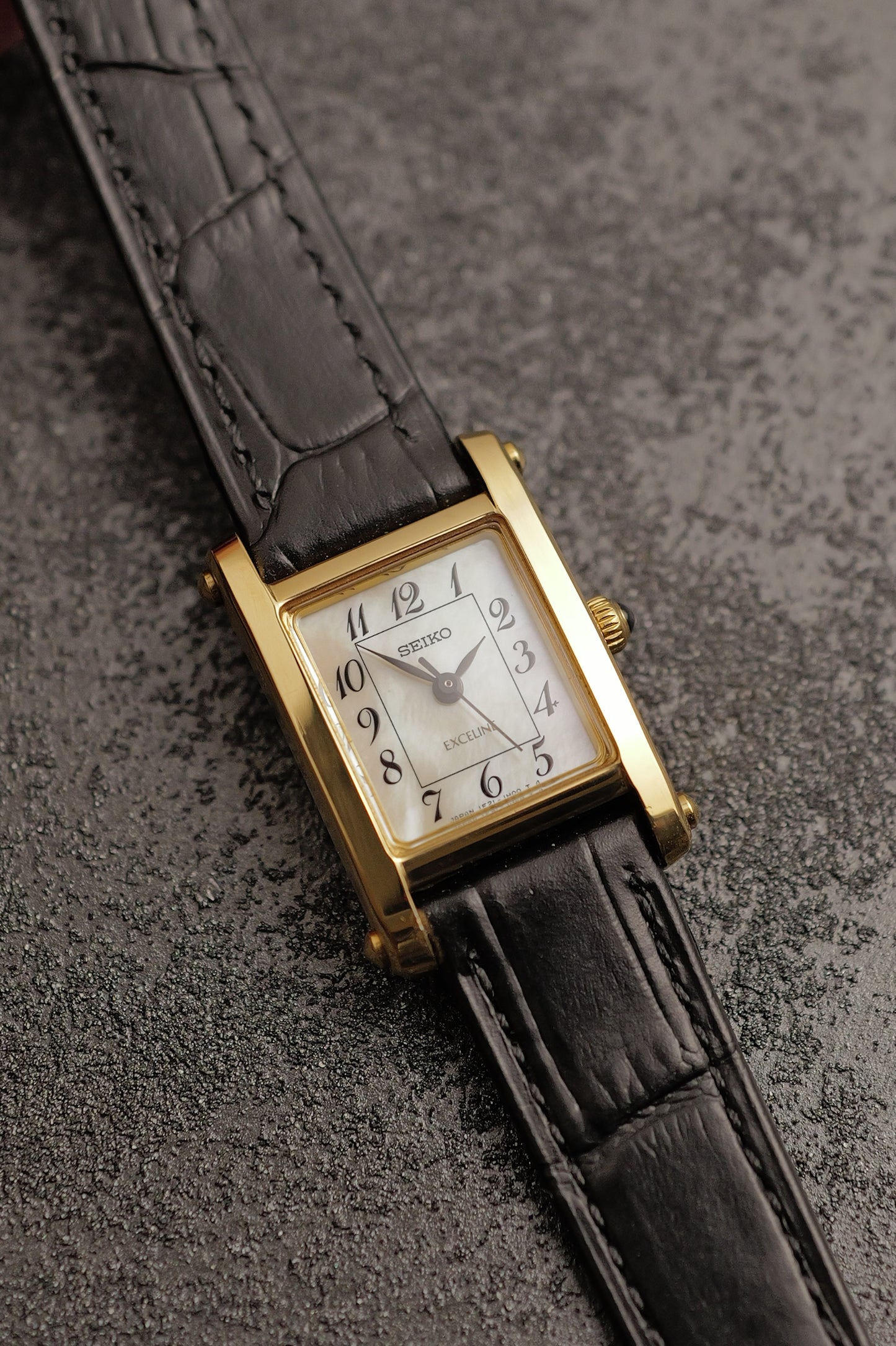 Seiko Exceline "Tank Normale" Mother of Pearl Circa. 1995