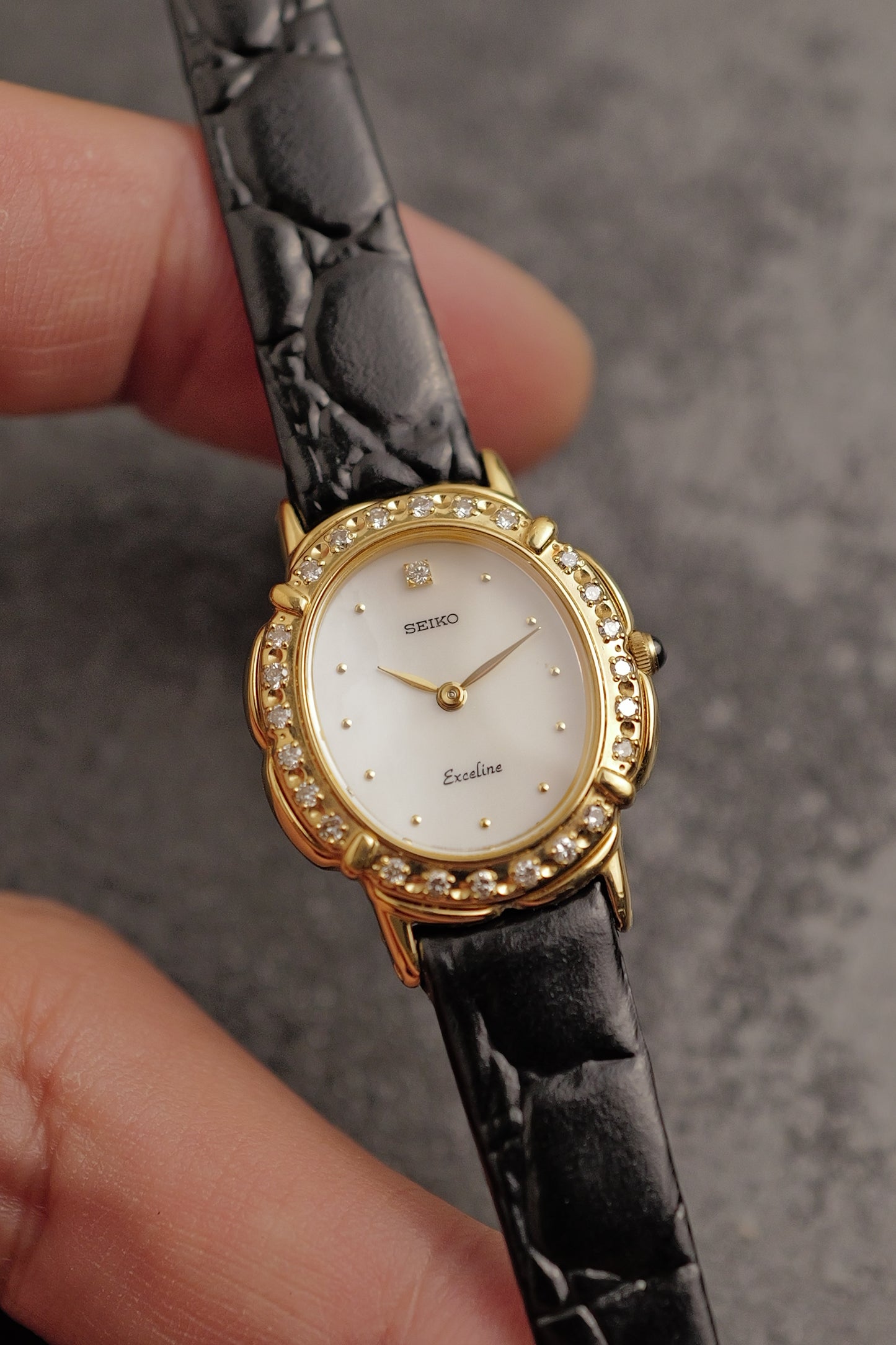 Seiko "Mother of pearl Floral" Diamonds Circa. 1990