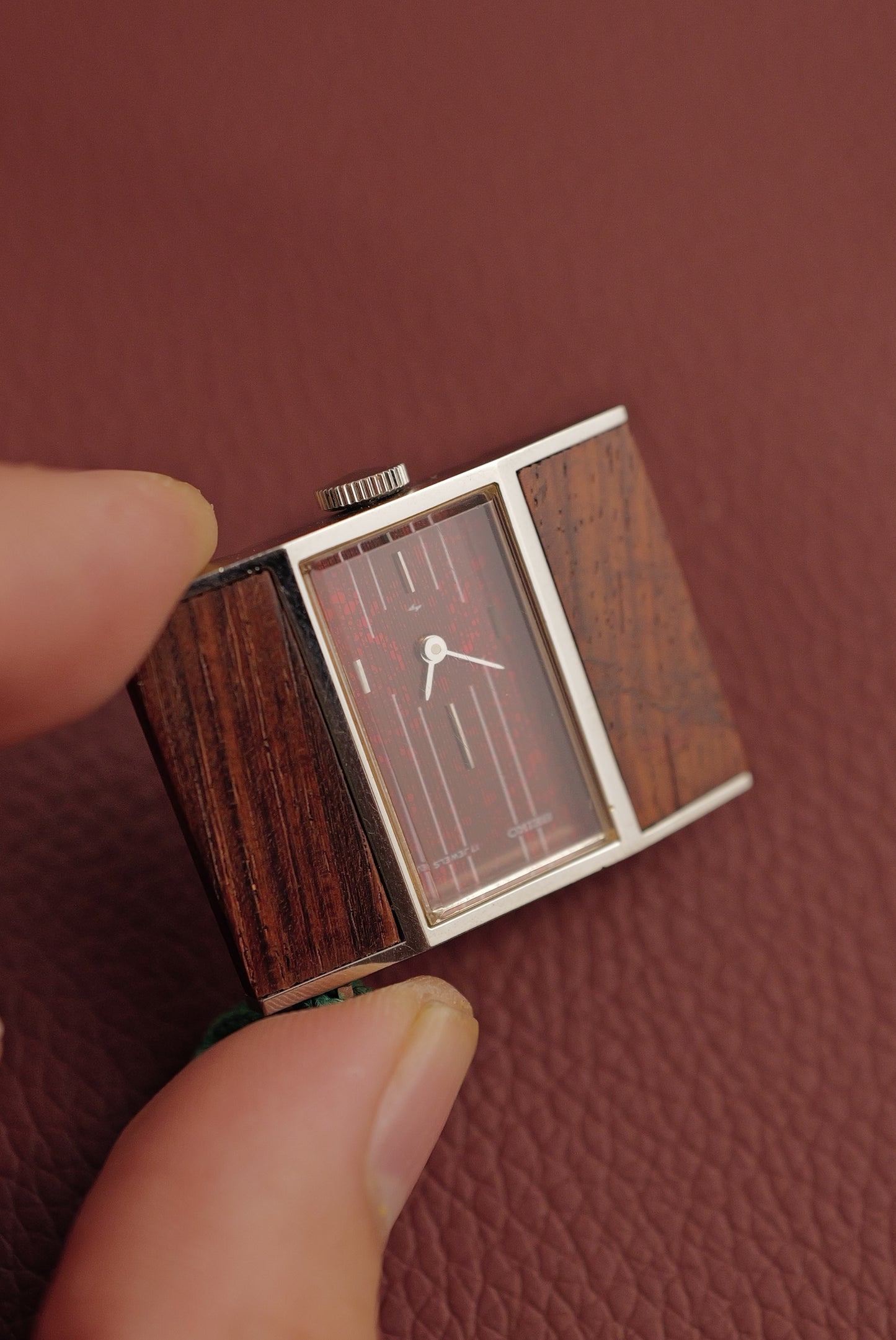 Seiko Pendant "wood grain TV" Circa. 1973