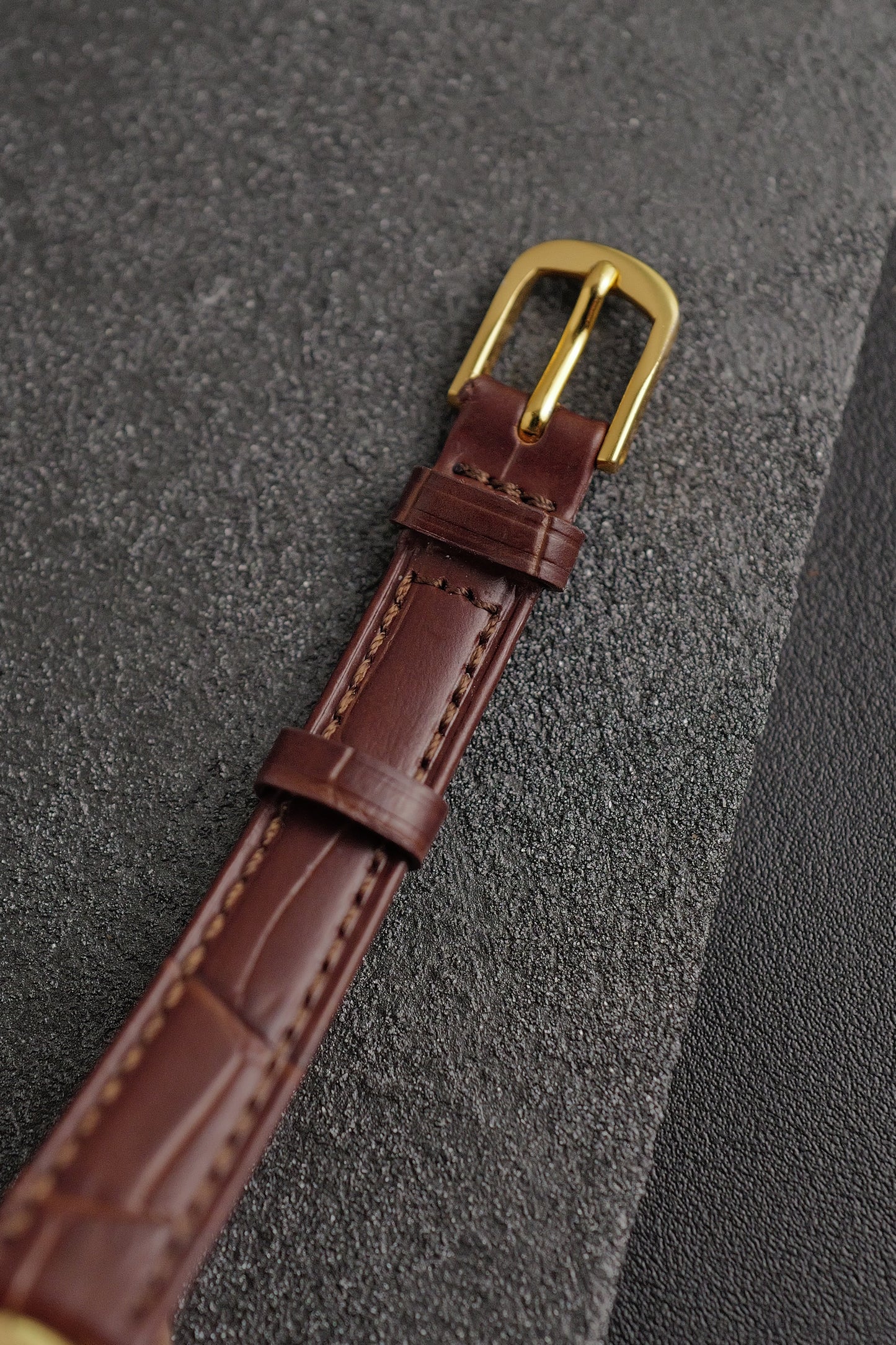 Seiko Ladies "Baignoire" Gold Circa. 1995