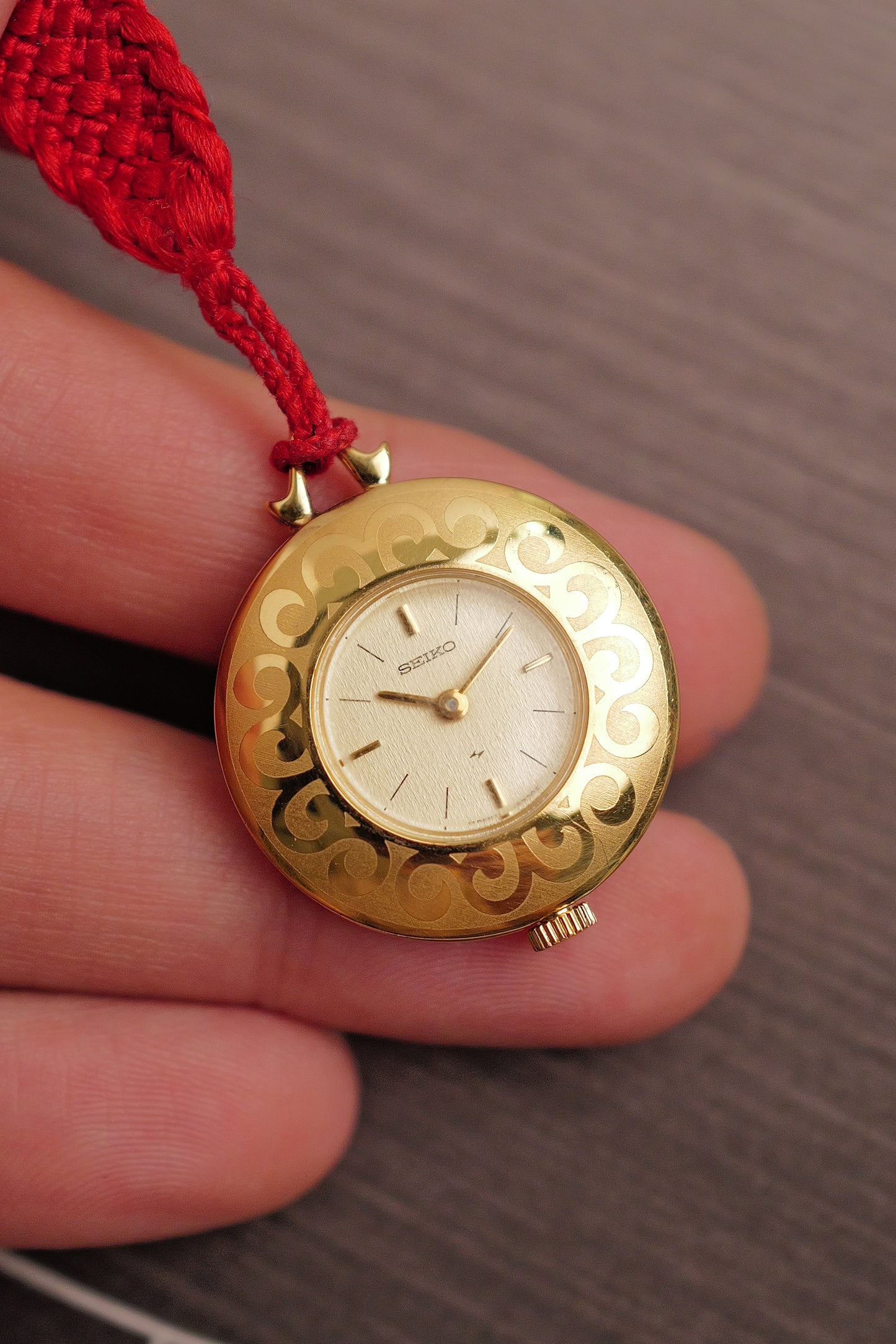 Seiko Pendent "Floral Pebble"