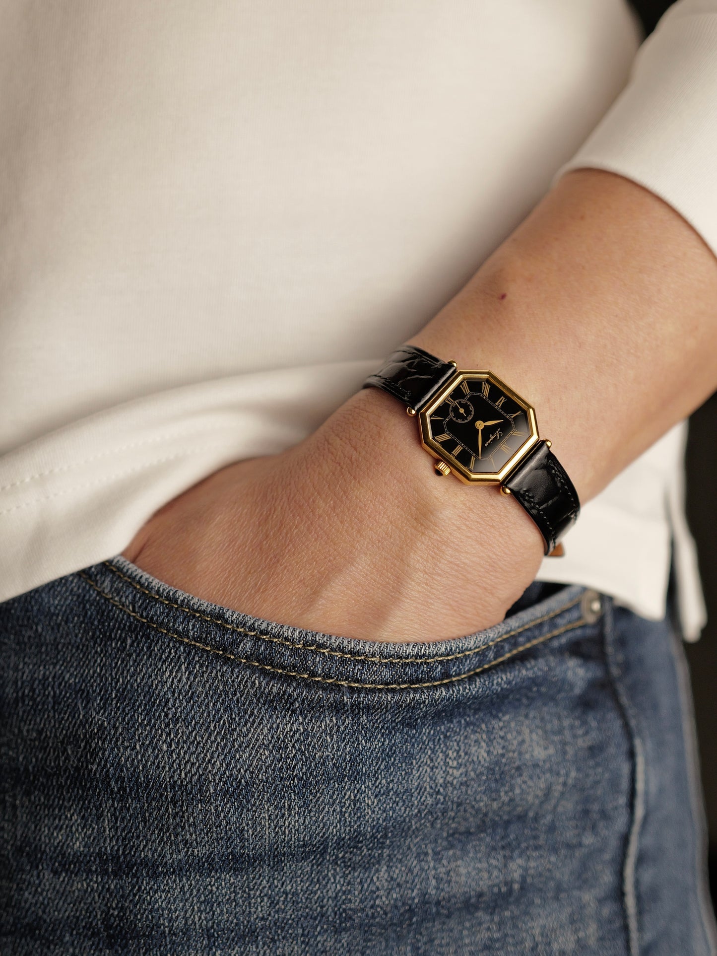 Longines “Mini Octagon Black Gilt Roman” Ref. 3208 (circa 1980s)