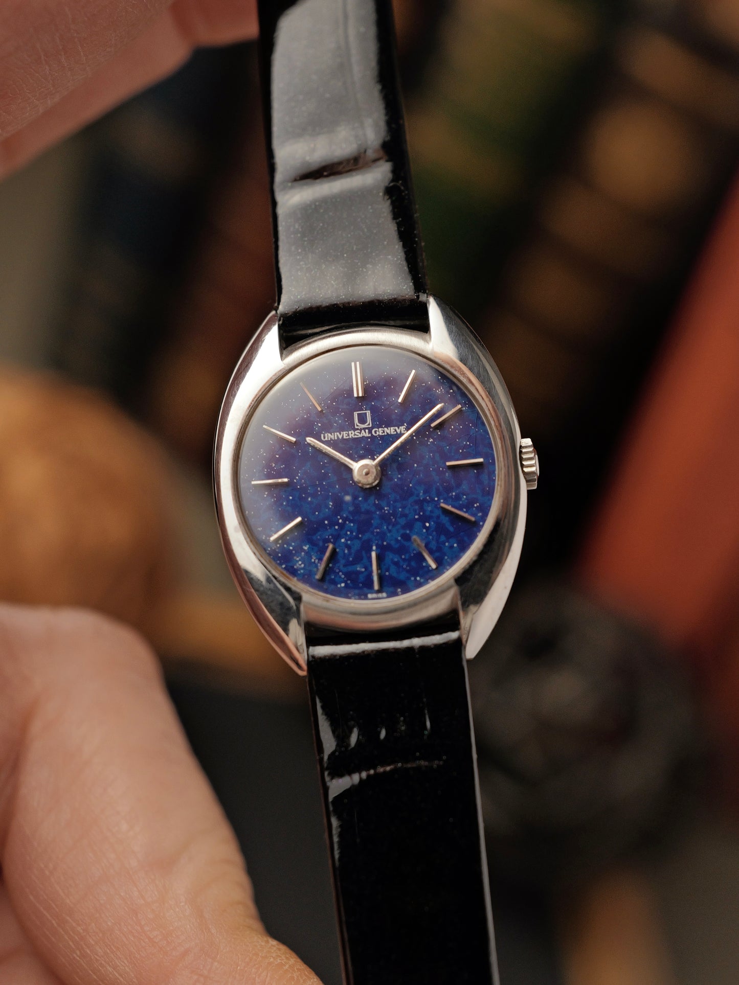 Universal Genève “Lapis” White Shadow Small Ref. 842606 (circa late 1960s)