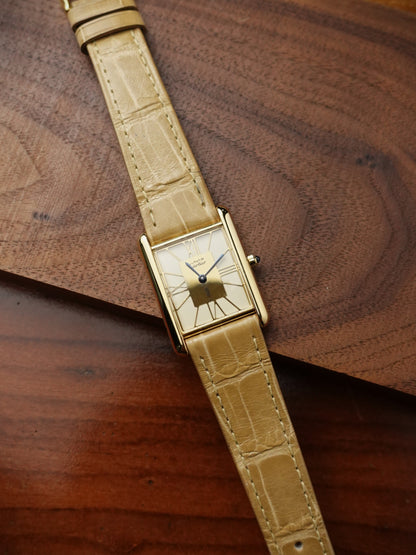 Must de Cartier Tank Hollow Roman dial LM size Quartz Circa. 1990s