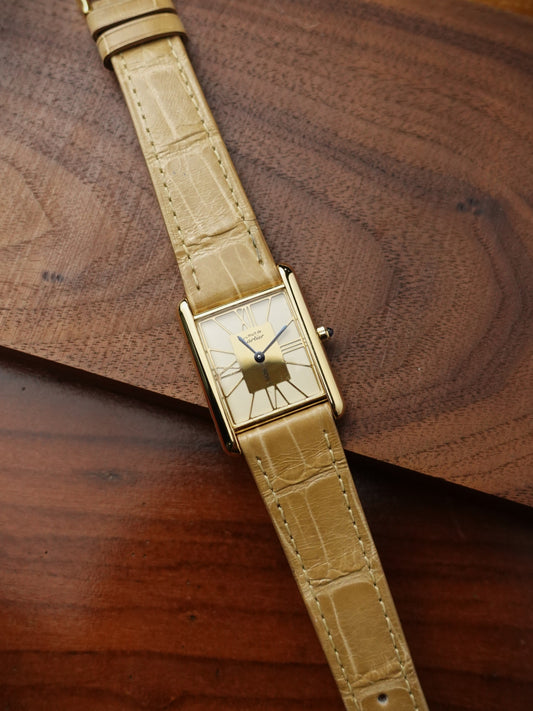 Must de Cartier Tank Hollow Roman dial LM size Quartz Circa. 1990s