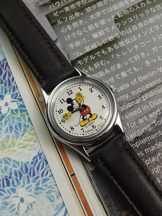 Seiko Lorus Mickey mouse quartz mini