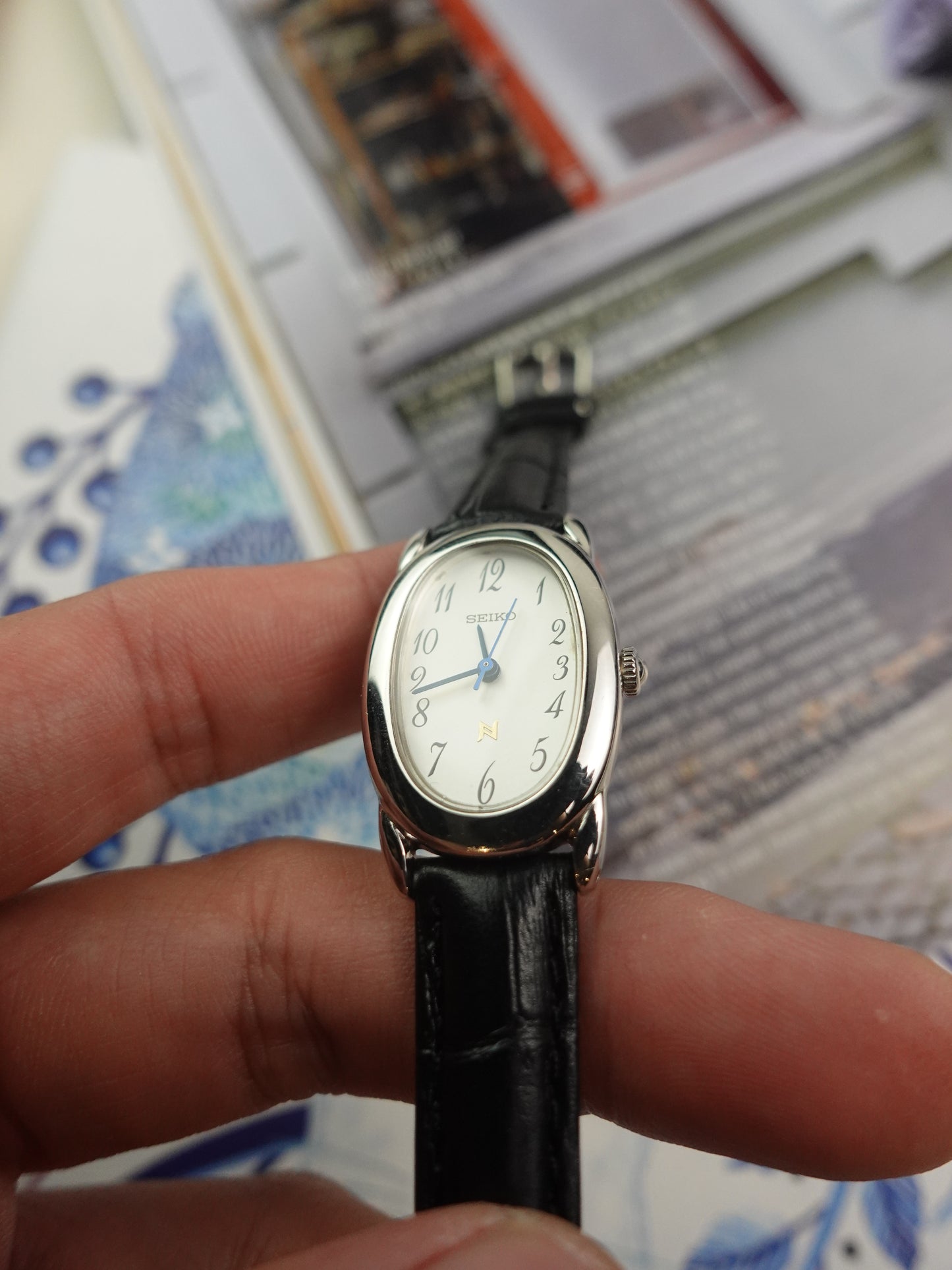 Seiko Ladies "Baignoire" silver