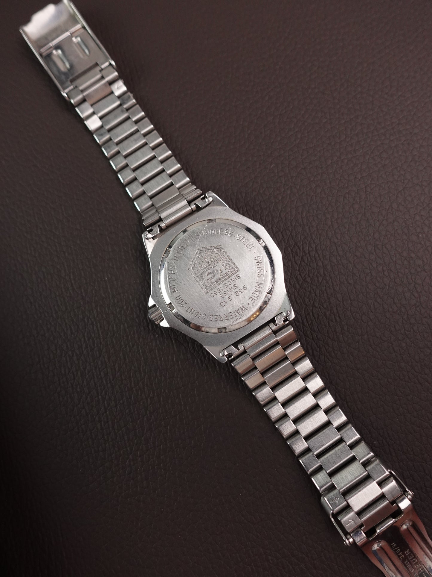 1980s TAG Heuer Professional 3000 Mid-size