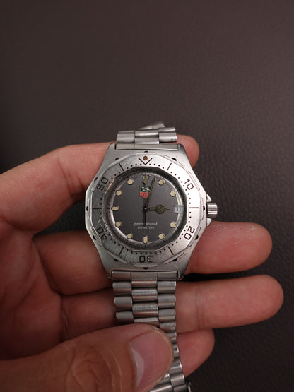 1980s TAG Heuer Professional 3000 Large-size