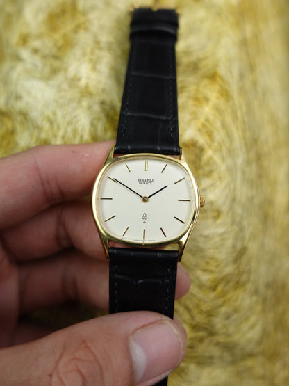 Seiko Quartz Oval 7820-5220