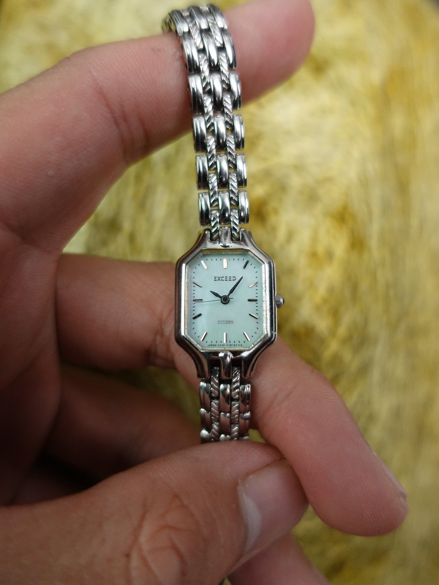 Ladies Citizen Exceed octo mother of pearl dial quartz