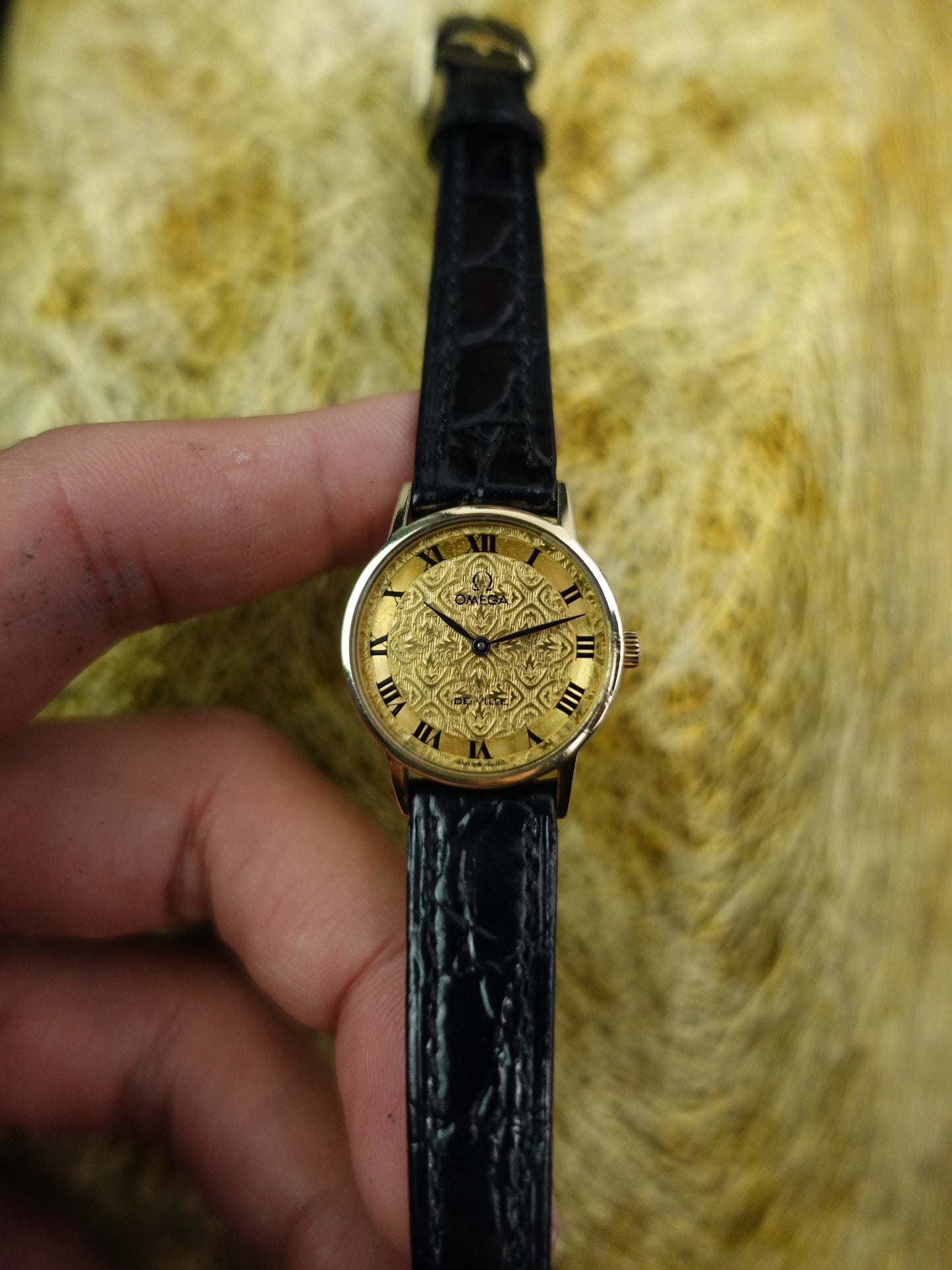 Omega De-ville Manual Winding Floral Engraved Dial Cal. 625