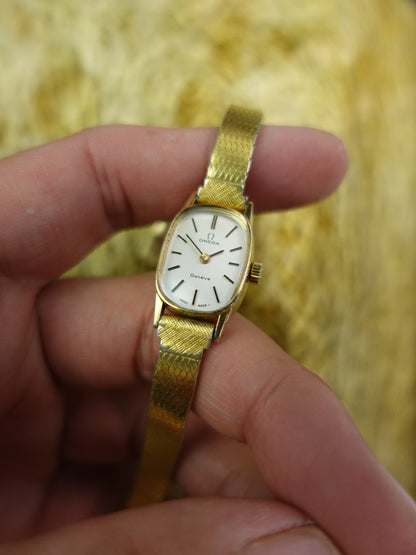 Ladies' Omega Geneve Mini Ellipse Manual winding (Fully service jan 2025) Circa 1970s