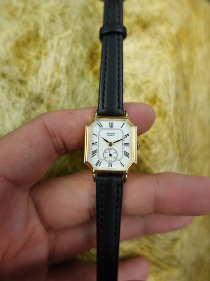 Seiko Quartz Octa case with Roman Numerals 1428-5000 circa. 1981