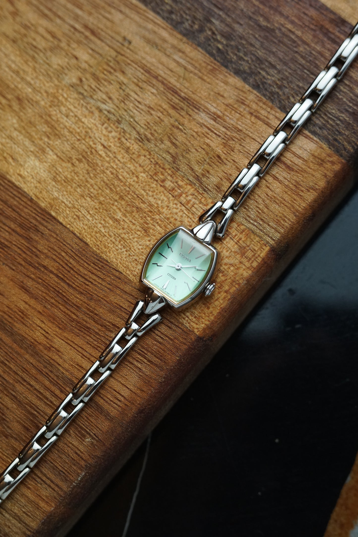 Citizen Cletia Bracelet with faceted glass on minty tiffany dial