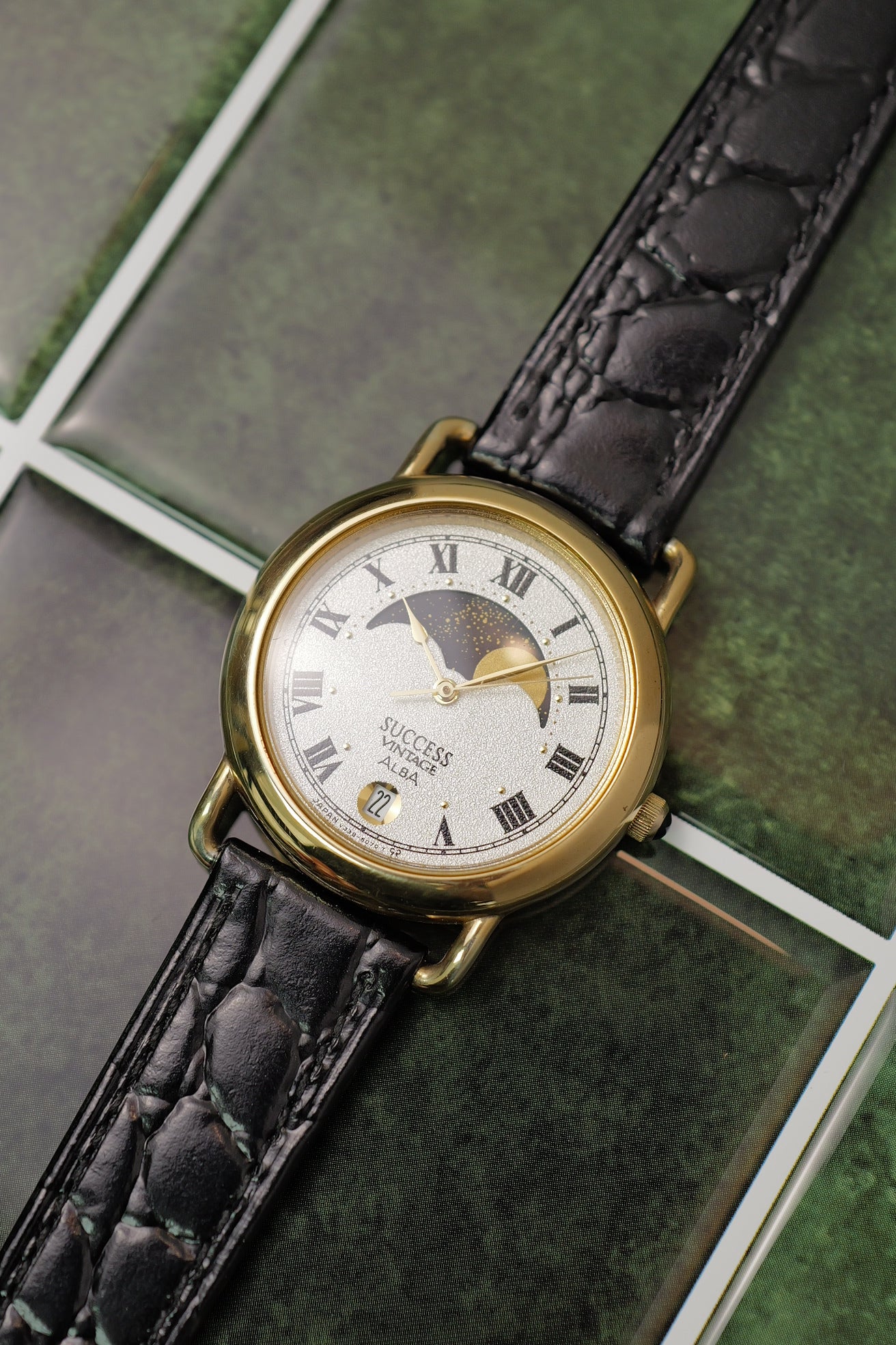 Seiko Alba Moonphase "Pebble" With original buckle