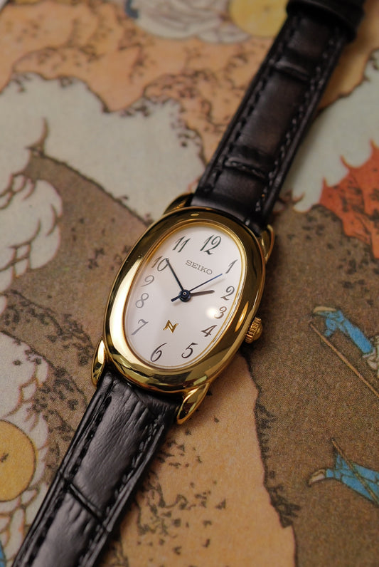 Seiko Ladies "Baignoire" Gold Circa. 1995 with original buckle included
