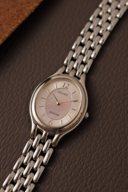 Seiko Exceline Bracelet with pink mother of pearl dial Circa. 1990