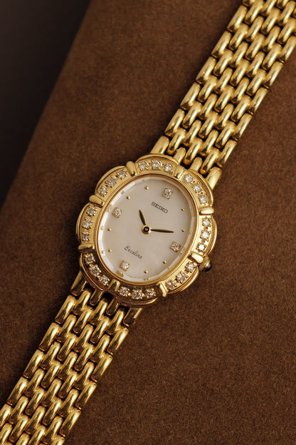 Seiko Exceline "Diamond Petal" Mother of Pearl Dial Circa. 1990