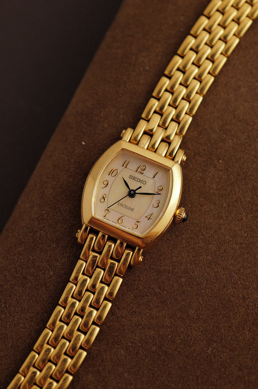 Seiko Exceline "mini Tortue" Mother of pearl Dial Circa. 1996