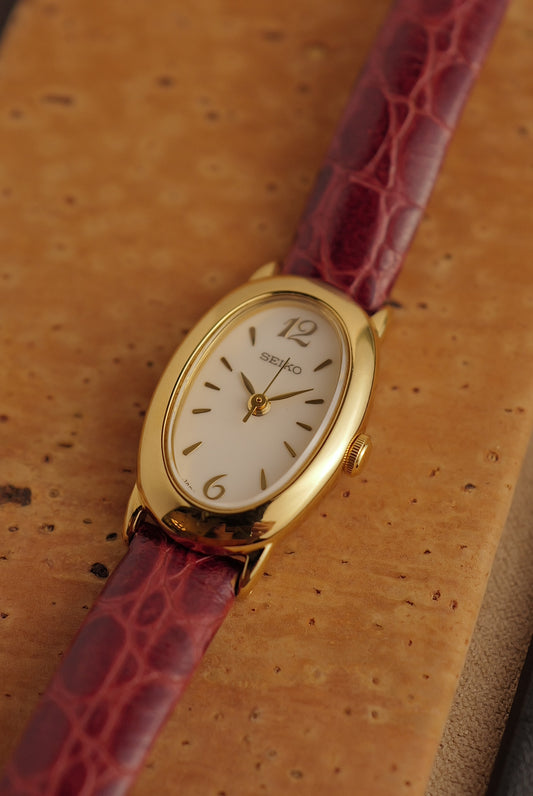 Seiko Ladies "Baignoire" Mini Circa. 1991