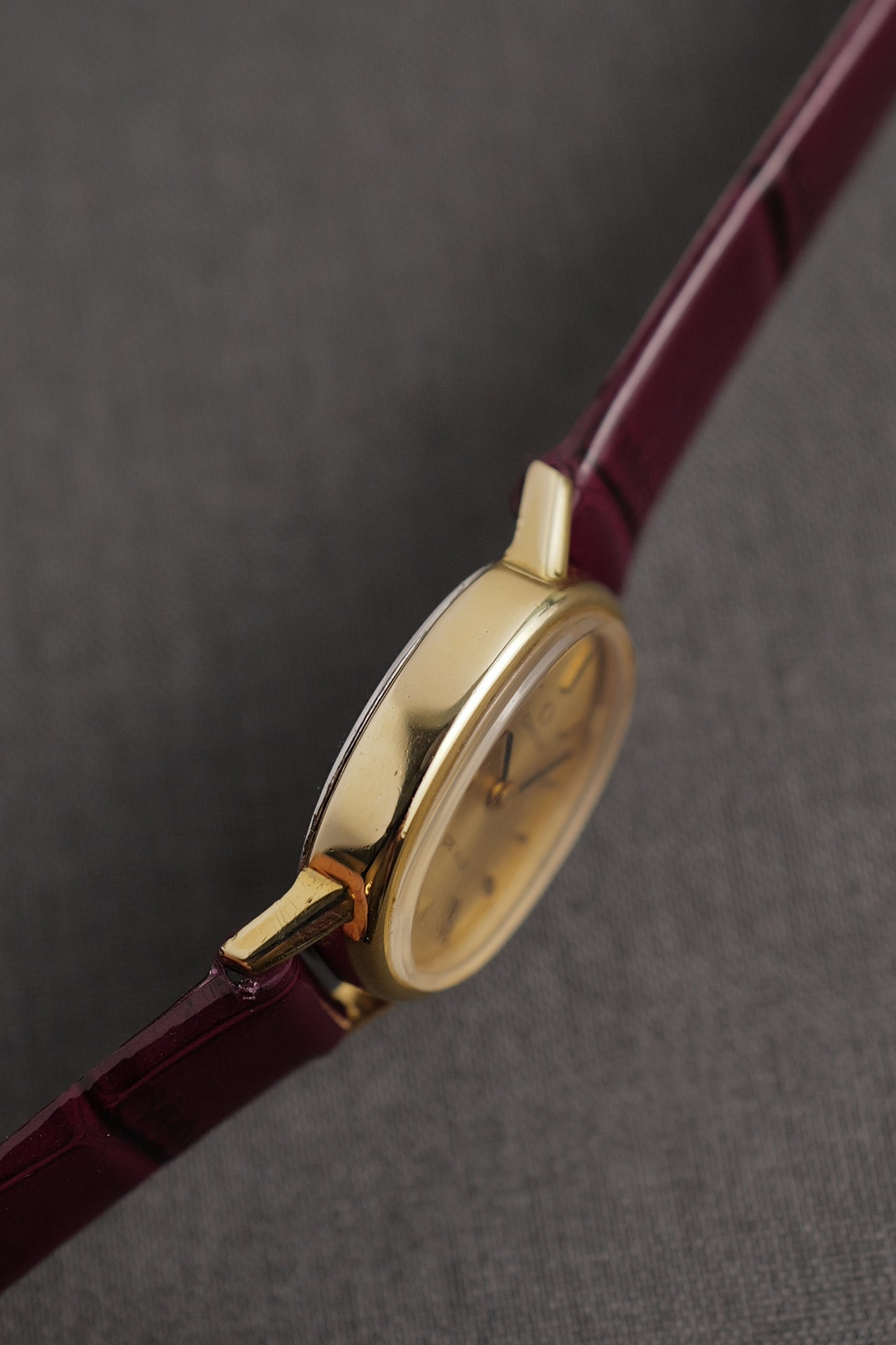 Ladies' Omega Mini Ellipse De-ville ref 511.0553