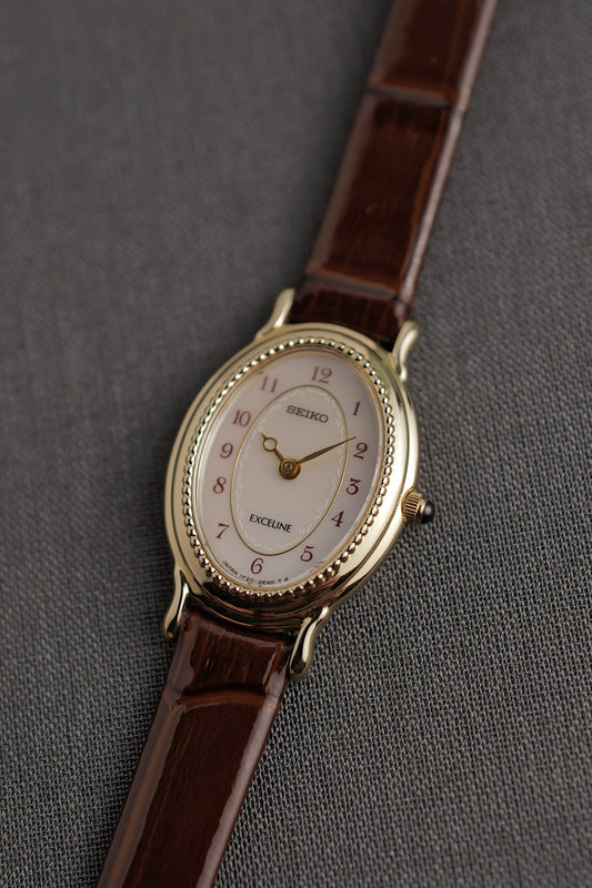 Seiko Exceline Mother of Pearl with beaded bezel Circa. 1992