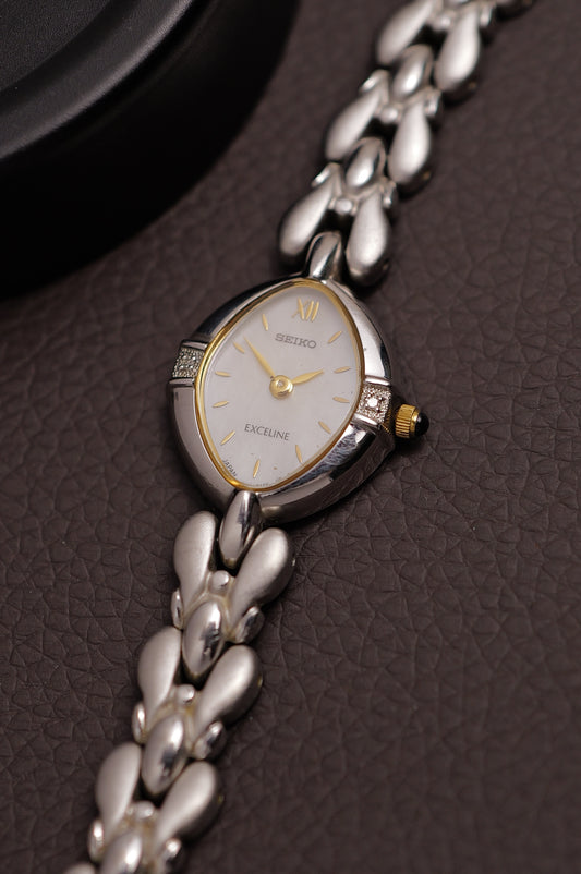 Seiko Exceline Mother of Pearl dial Tear-drop Bracelet 1F20-2J50