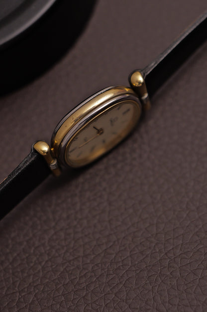 Ladies Ladies Omega "ellipse with T-lugs Pusher crown