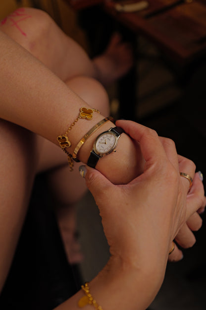 Seiko Exceline Mother of Pearl 1F20-2500 with beaded Bezel