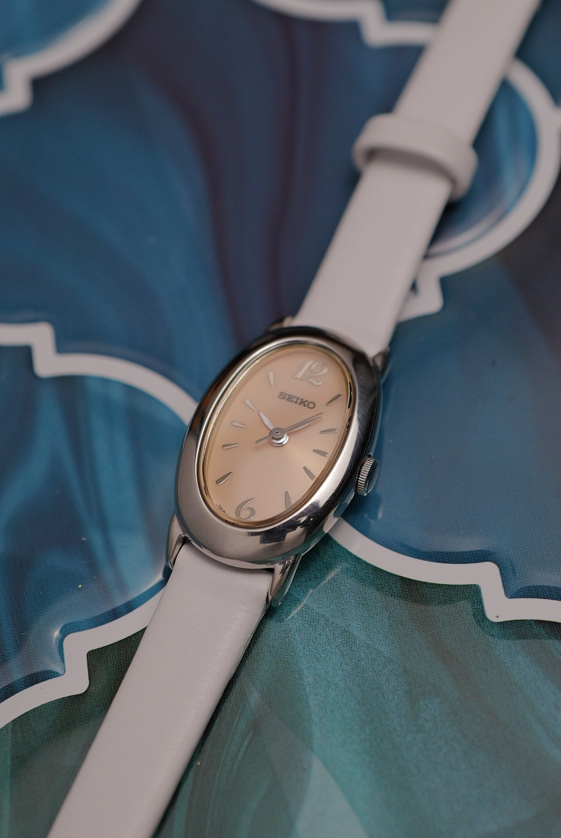 Seiko Ladies "Baignoire" Mini in Pink Dial