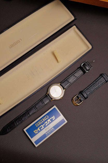 Men's Seiko Lucent Art Deco Case circa. 1995 Full box and papers 7N01-6160