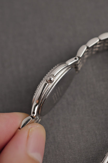Seiko Exceline Mother of Pearl Diamond Bezel. 1994